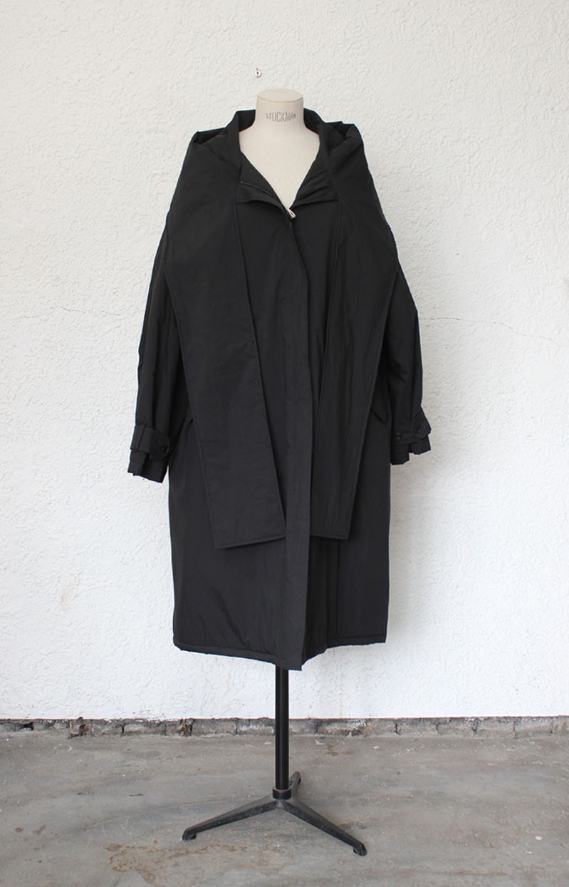 Airy Wrap Hood Coat BLACK