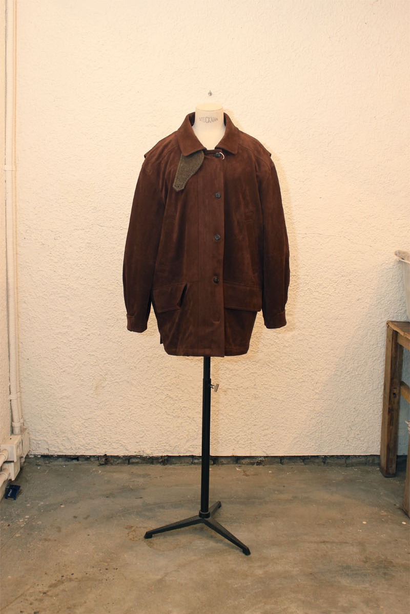 OVER-FIT SUEDE SAFARI JACKET BROWN