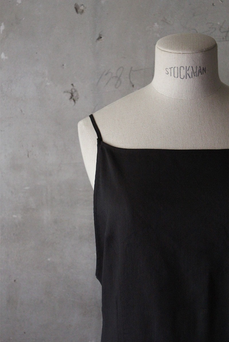 Backless Slip Linen Dress Black