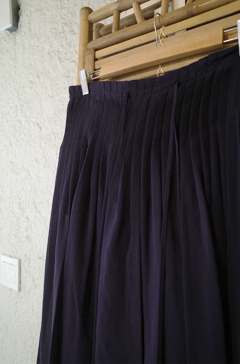 Full tuck cotton skirt pants NAVY