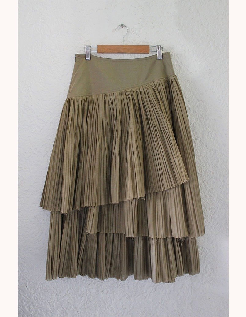 Asymmetric pleats skirt MOKA