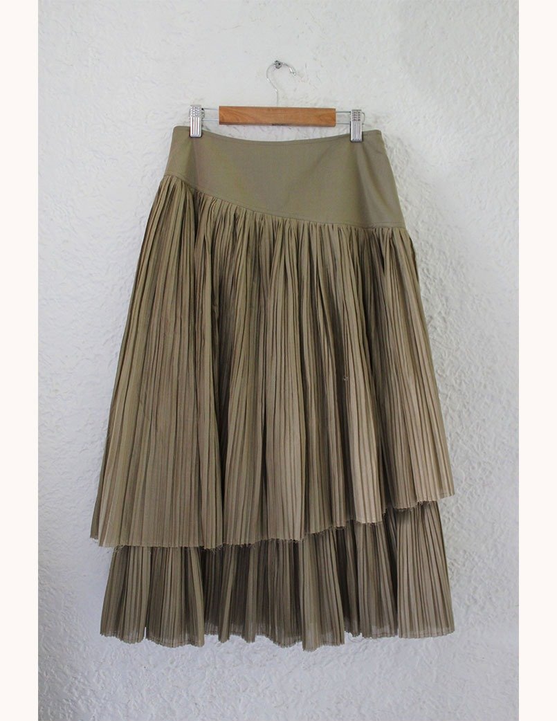 Asymmetric pleats skirt MOKA