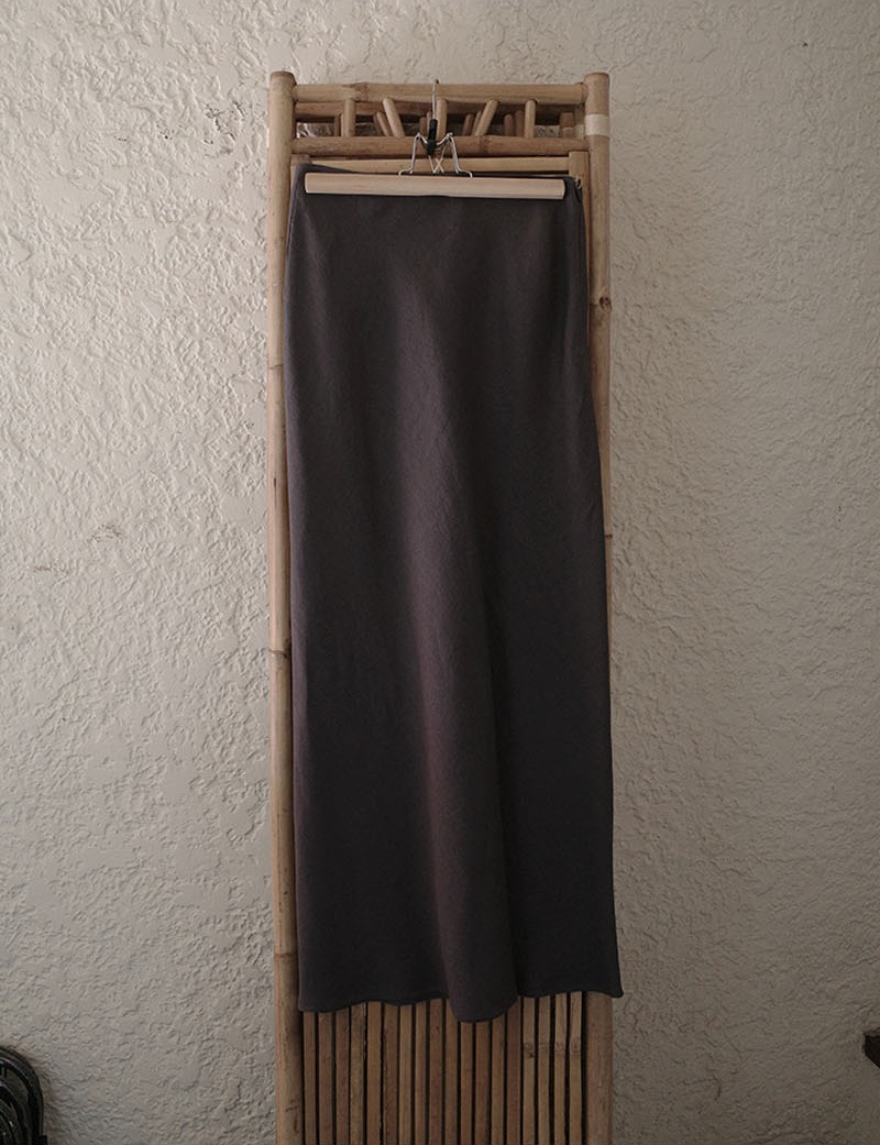 CLASSIC LINEN LONG SKIRT CARBON
