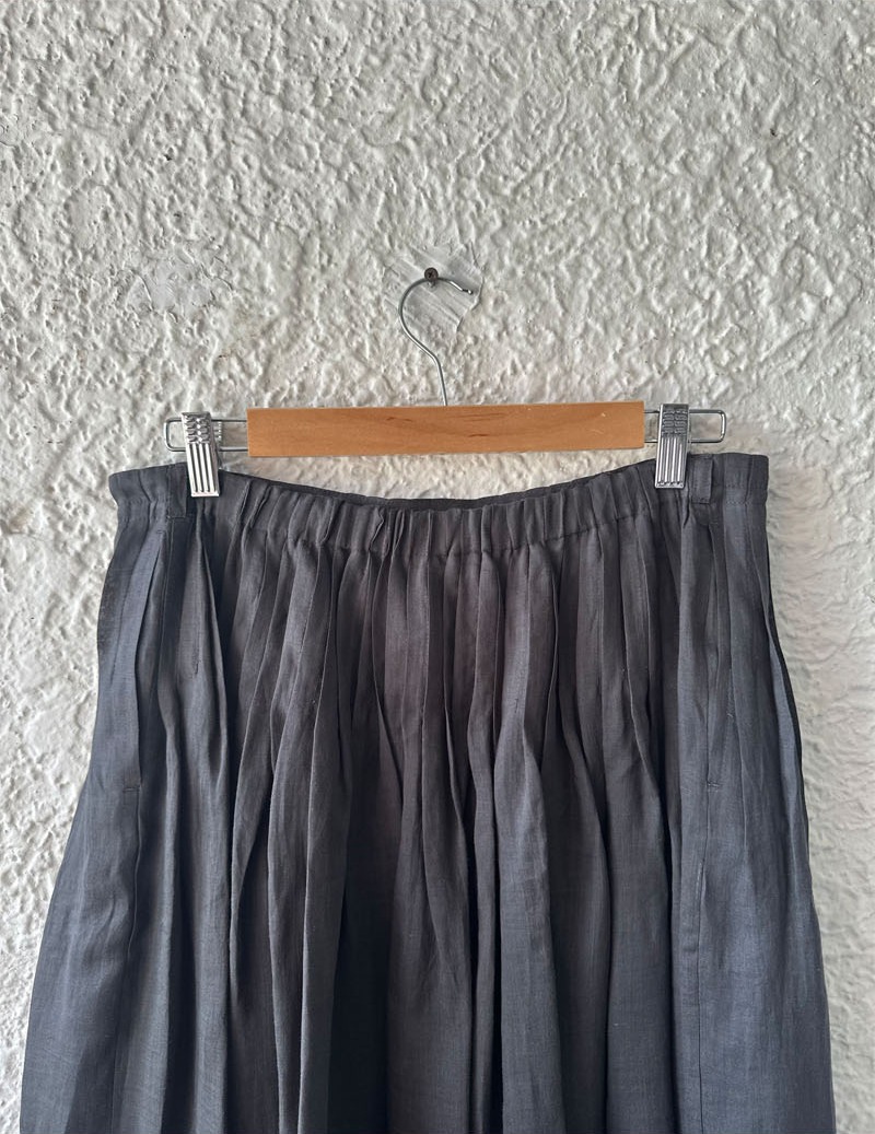 RIPPLE SKIRT CARBON