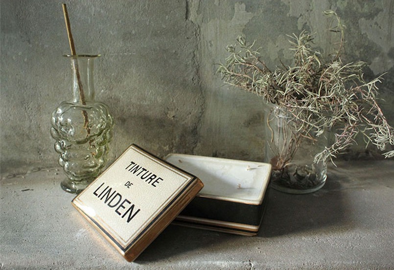 Tinture ceramic candle