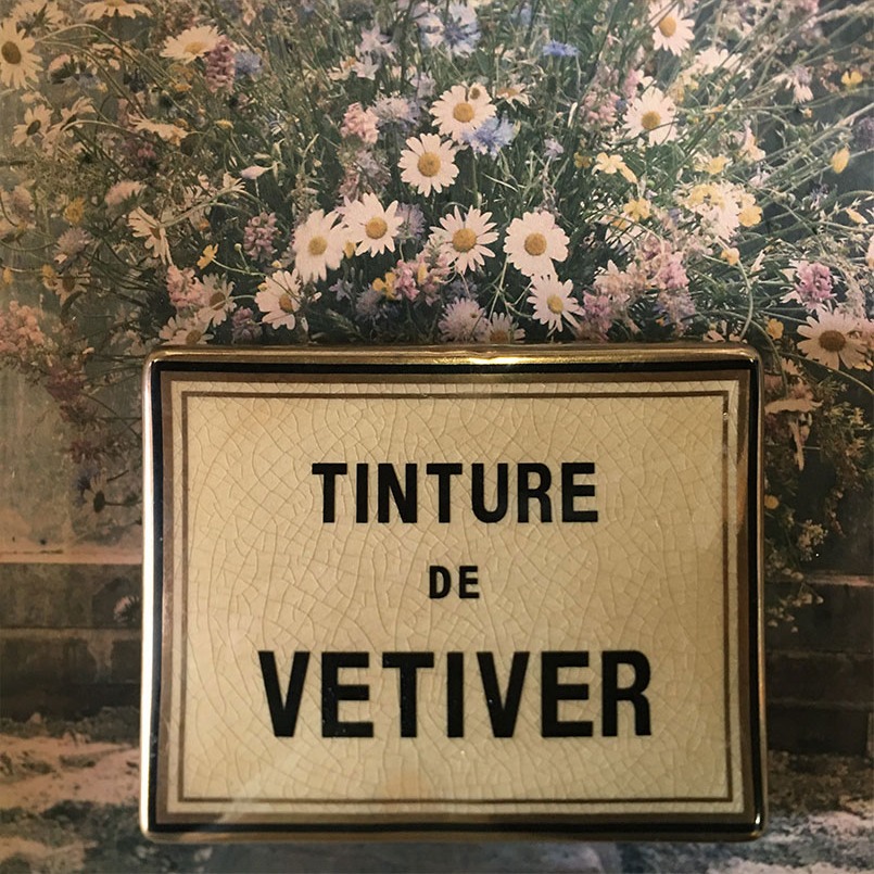 Tinture ceramic candle